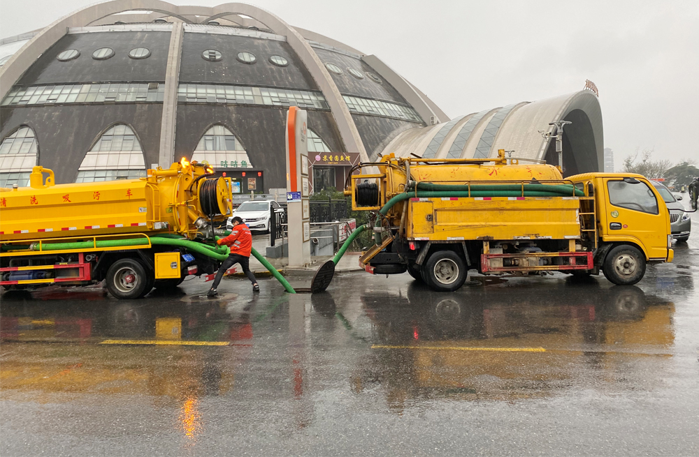 黄浦商场管道清淤