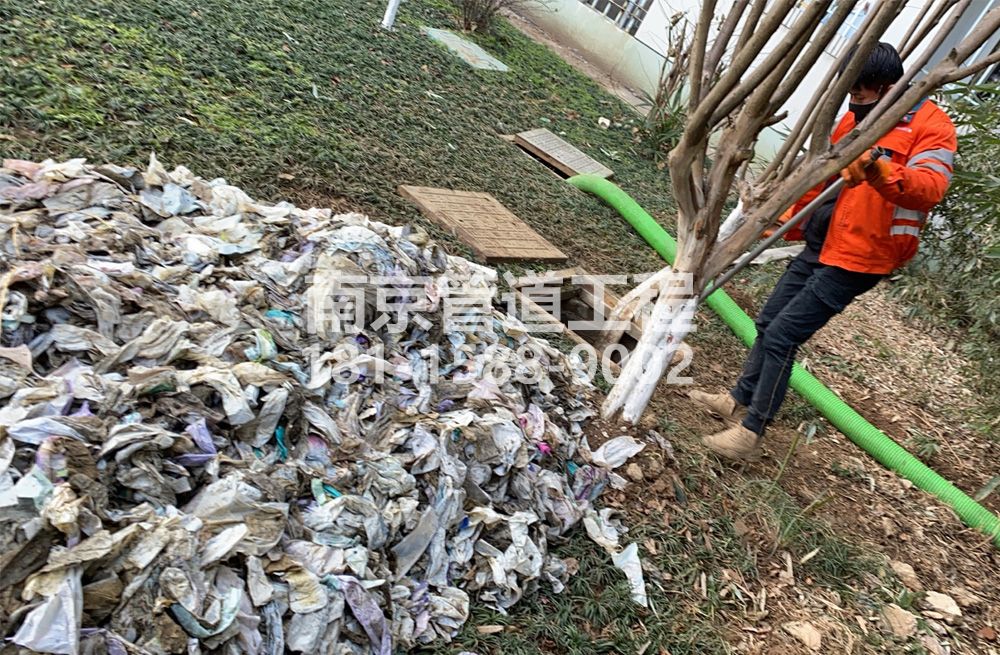 315黄浦化粪池垃圾清理